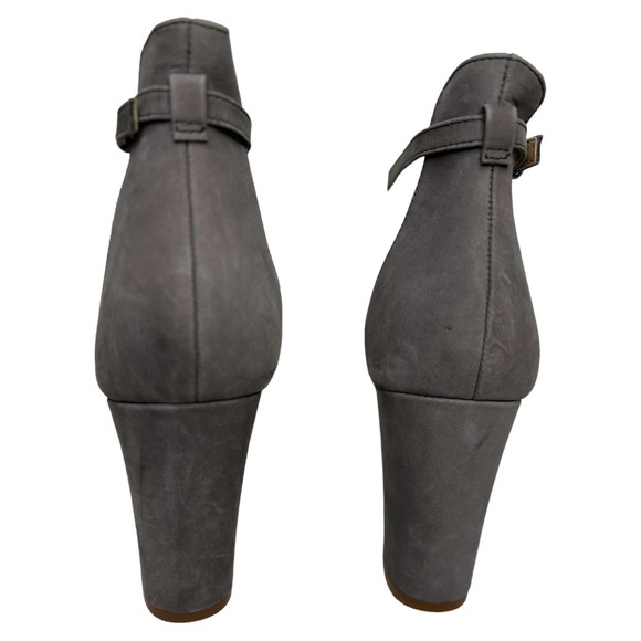 Vince Camuto Heels Corlina 11/41 Dark Gray Soft Suede 3.5" Heel New W/O Box B05 - Picture 3 of 9